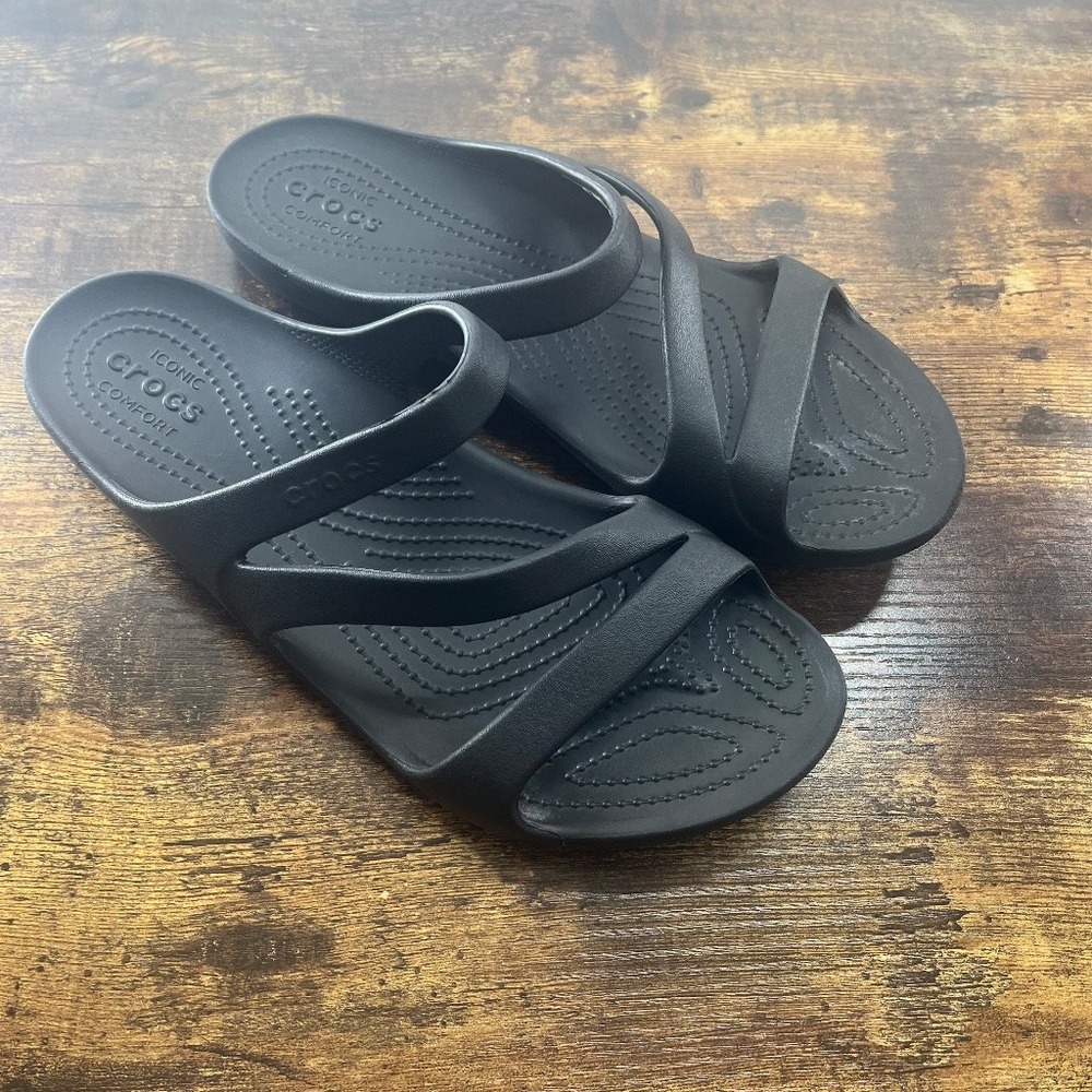 Crocs Kadee Black Slide Sandals Women's Size 9 Strappy Slip On Iconic Comfort